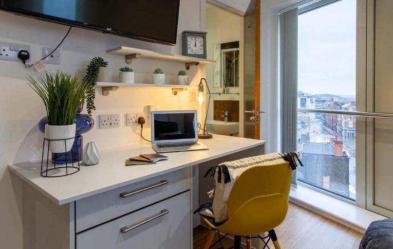 Ilkeston Road, Radford, Nottingham - Image 1